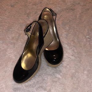 Jessica Simpson Black Patent Leather Espadrille